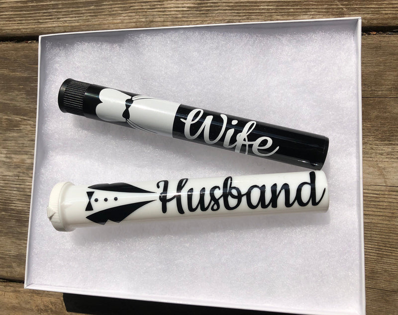 Mr & MRS Plastic Smell Proof Pre-Roll, Cones, Cigar Travel Case B Keeper